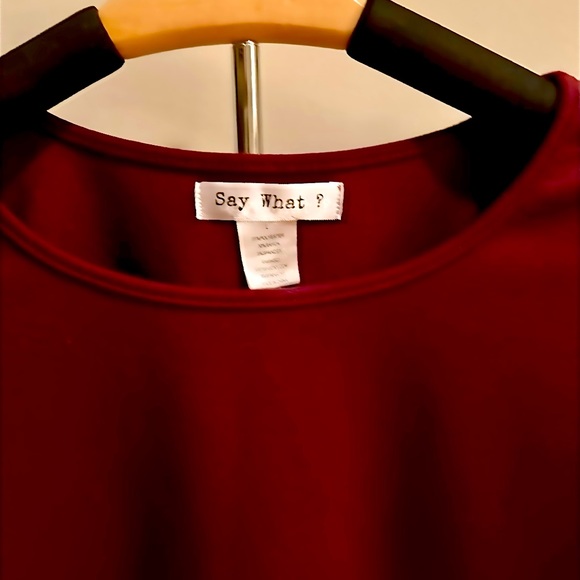 🤩 NWOT MAROON LONG SLEEVE SIZE L - GREAT QUALITY & SUPER SOFT CROP TOP 🤩 - Picture 4 of 11